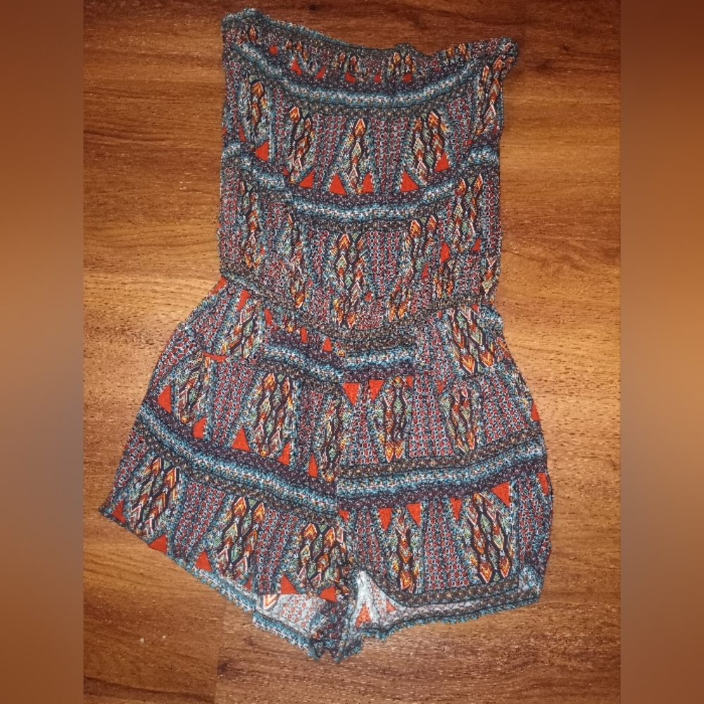 Love by Chesley  tube top romper size XL